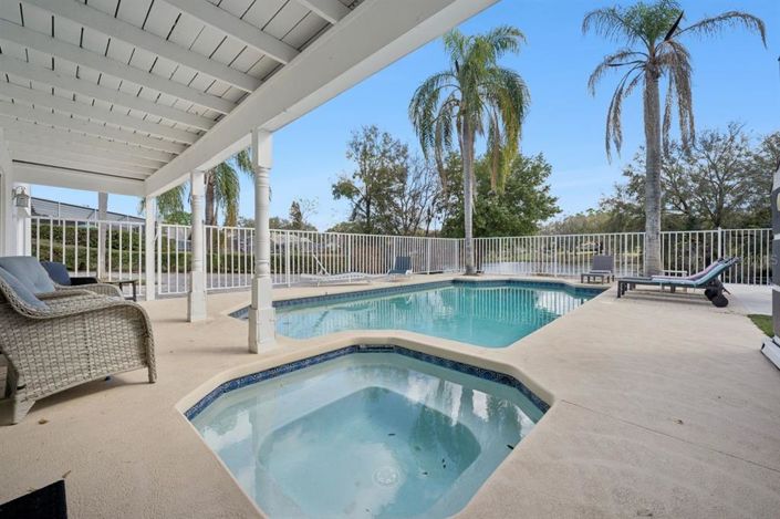 Image No.35-5 Bed Property for sale