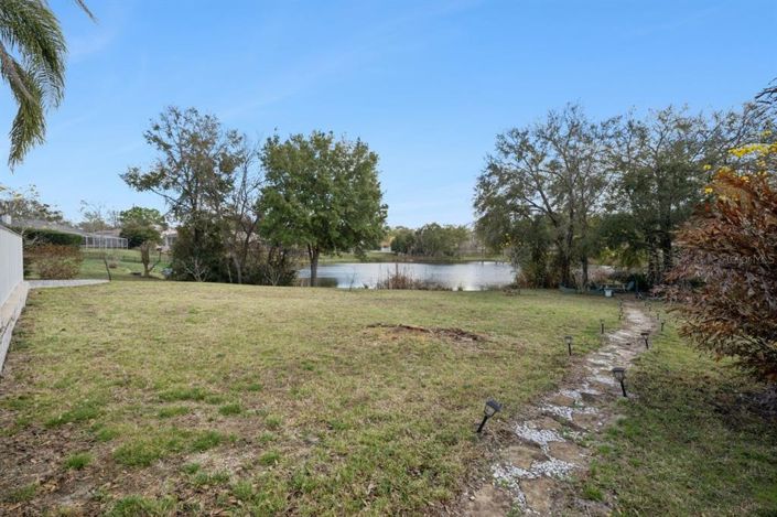 Image No.41-5 Bed Property for sale