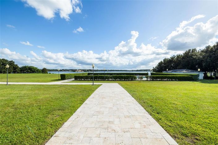 Image No.13-7 Bed Property for sale