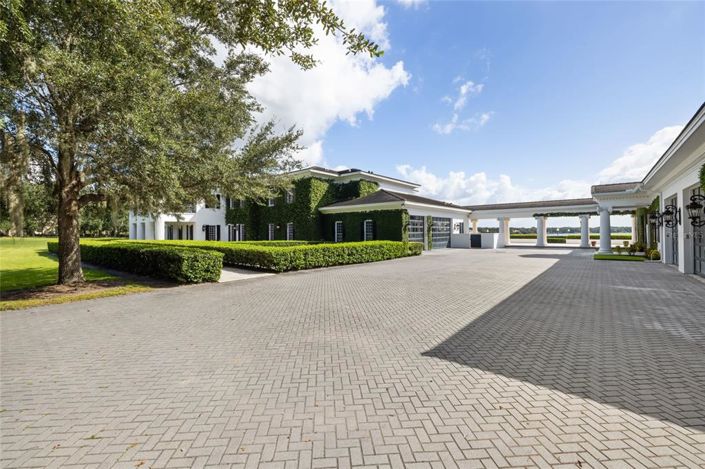 Image No.16-7 Bed Property for sale