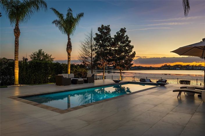 Image No.34-5 Bed Property for sale