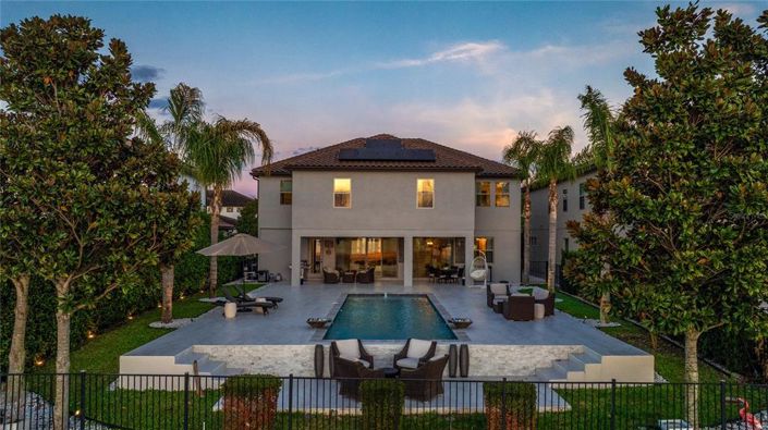 Image No.38-5 Bed Property for sale