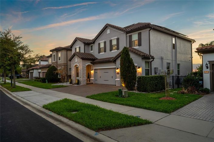 Image No.51-5 Bed Property for sale