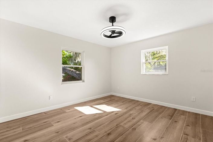 Image No.21-Propriété de 3 chambres à vendre à Oakland