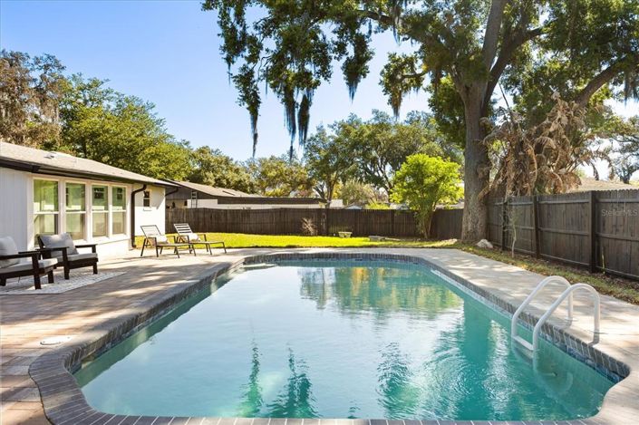 Image No.5-Propriété de 3 chambres à vendre à Oakland