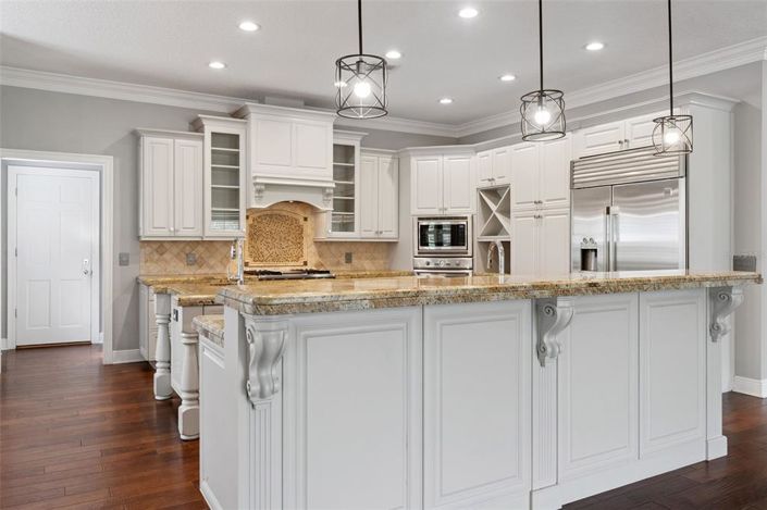 Image No.21-5 Bed Property for sale