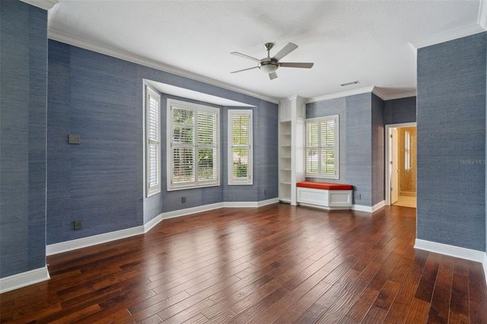 Image No.25-5 Bed Property for sale