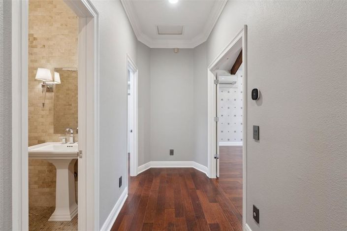 Image No.33-5 Bed Property for sale