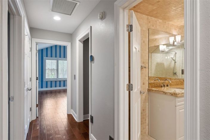 Image No.48-5 Bed Property for sale