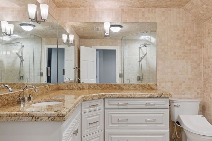 Image No.52-5 Bed Property for sale