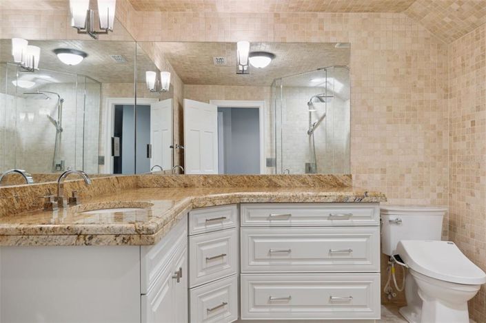 Image No.53-5 Bed Property for sale