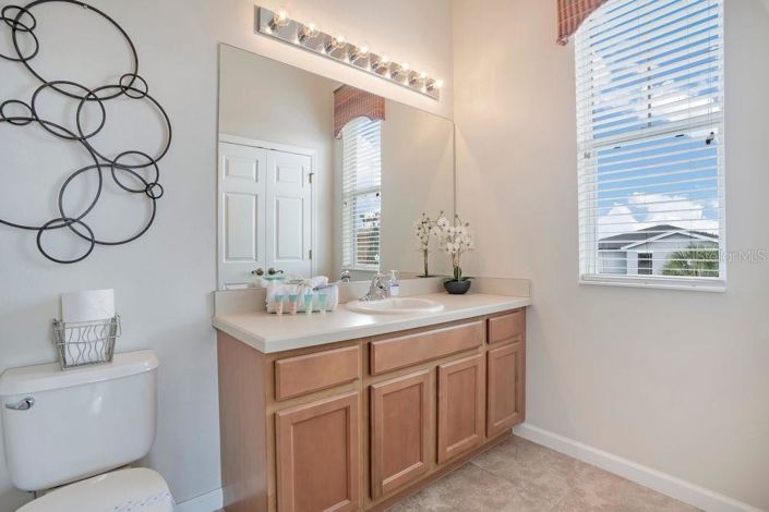 Image No.24-3 Bed Property for sale