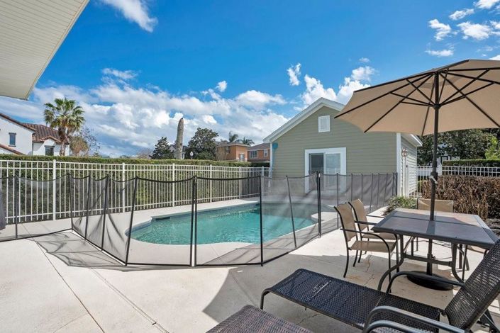 Image No.26-3 Bed Property for sale