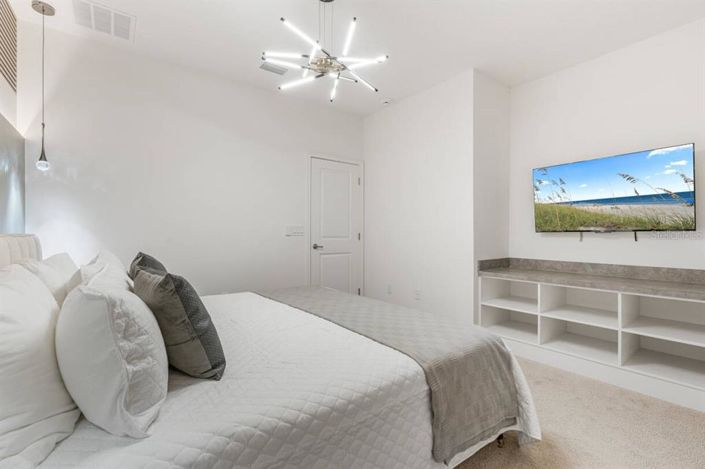 Image No.6-Propriété de 10 chambres à vendre à Orlando