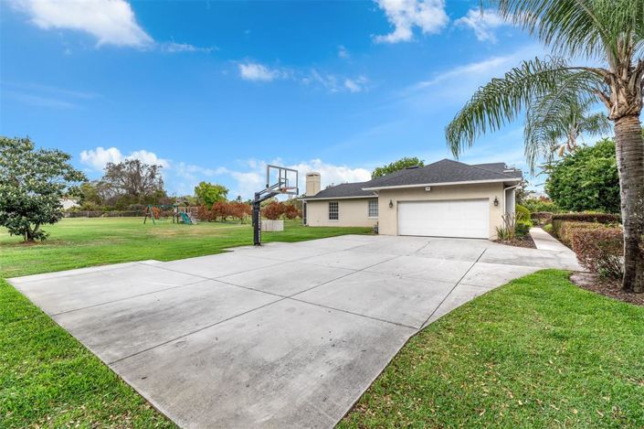 Image No.37-Propriété de 4 chambres à vendre à Orlando