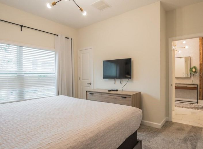 Image No.16-4 Bed Townhouse for sale