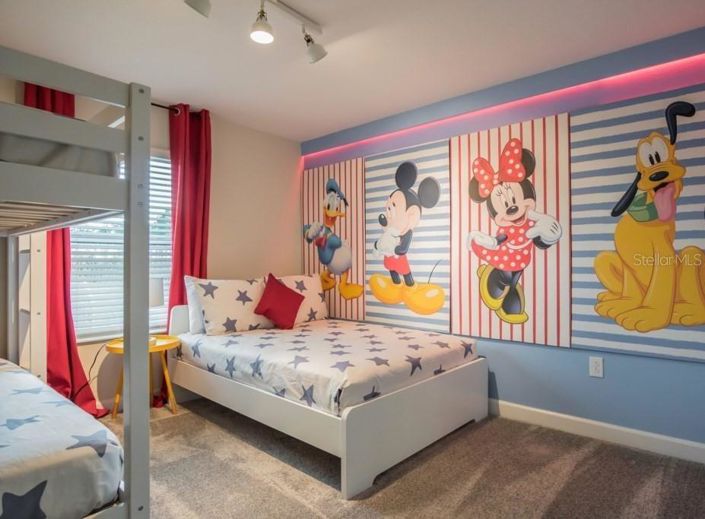 Image No.21-4 Bed Townhouse for sale