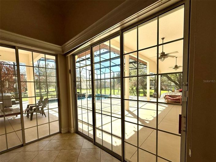 Image No.18-5 Bed Property for sale