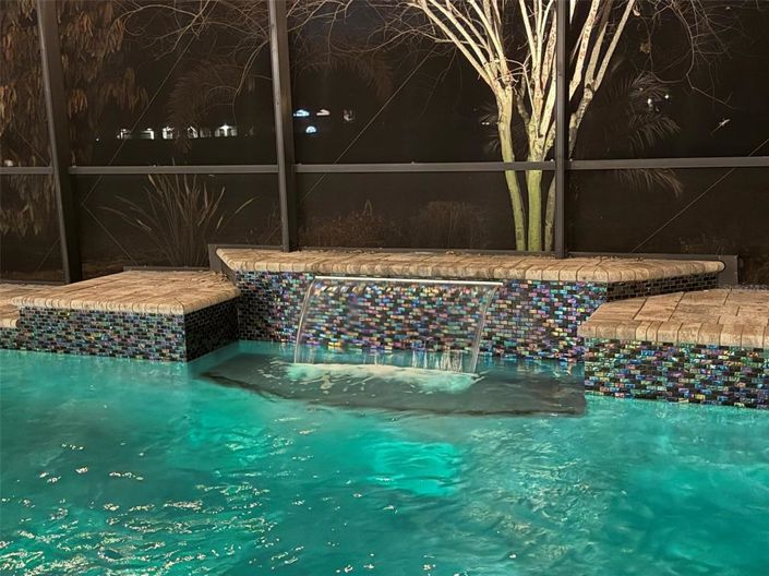 Image No.29-5 Bed Property for sale