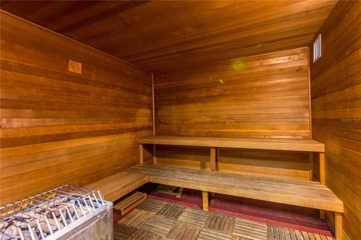 Image No.28-4 Bed Townhouse for sale