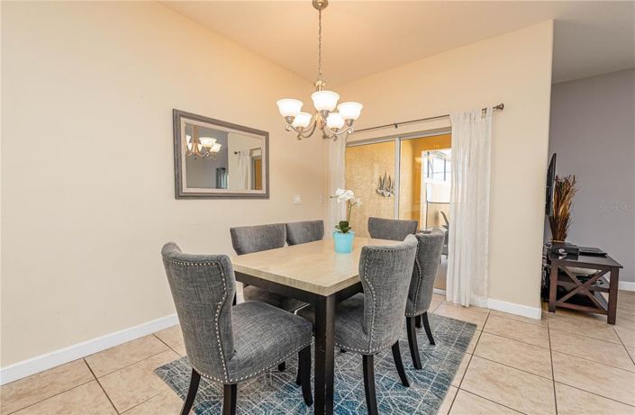 Image No.7-4 Bed Townhouse for sale