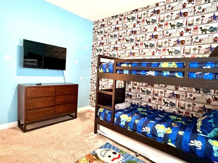 Image No.9-5 Bed Townhouse for sale