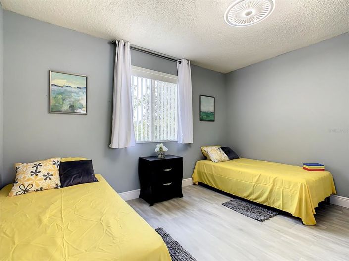 Image No.34-6 Bed Property for sale