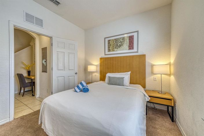 Image No.16-4 Bed Townhouse for sale