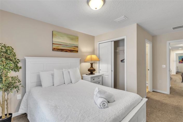 Image No.18-5 Bed Townhouse for sale