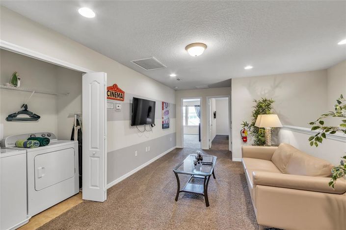 Image No.23-5 Bed Townhouse for sale