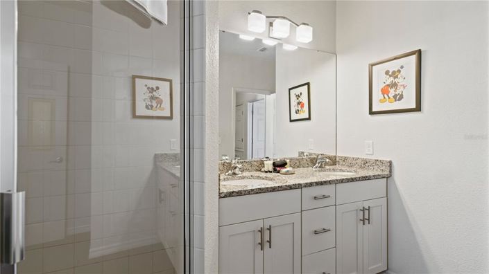 Image No.22-4 Bed Townhouse for sale