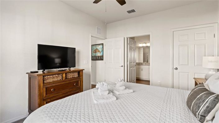 Image No.45-4 Bed Townhouse for sale