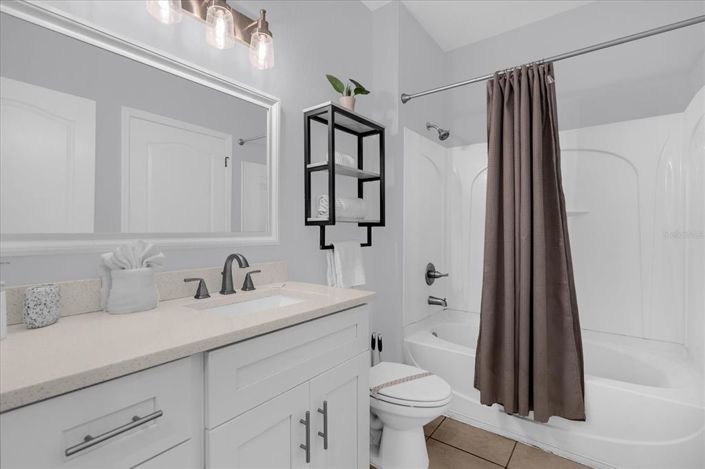 Image No.16-4 Bed Townhouse for sale