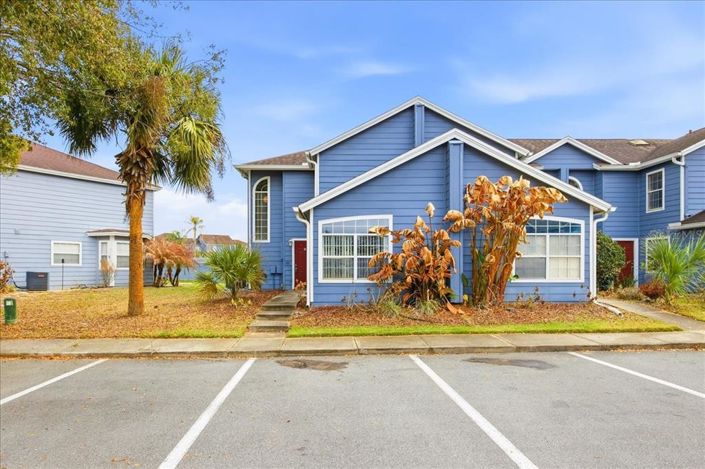 Image No.2-4 Bed Townhouse for sale