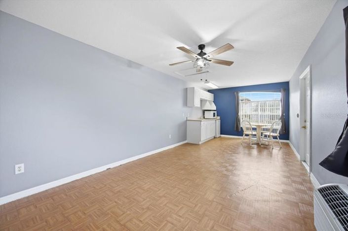 Image No.6-4 Bed Townhouse for sale