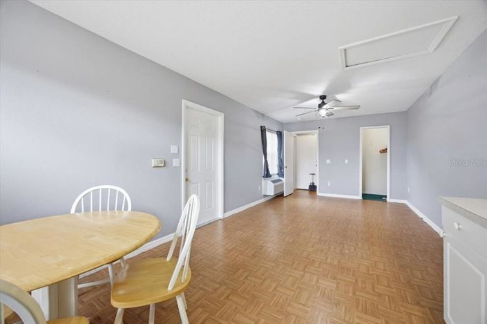 Image No.9-4 Bed Townhouse for sale