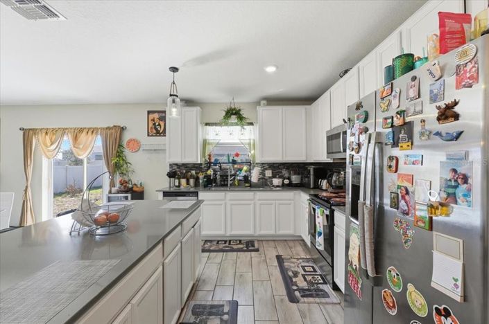 Image No.13-4 Bed Property for sale