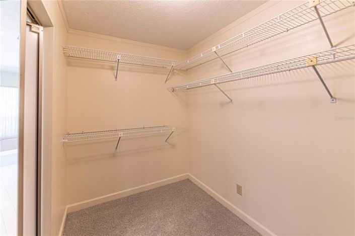 Image No.25-4 Bed Property for sale