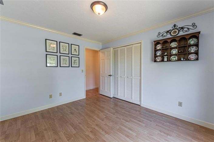 Image No.27-4 Bed Property for sale