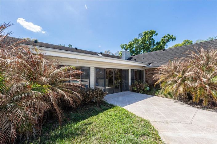 Image No.35-4 Bed Property for sale