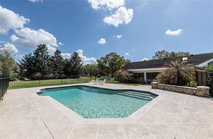 Image No.36-4 Bed Property for sale