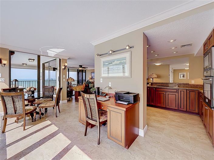 Image No.10-2 Bed Property for sale