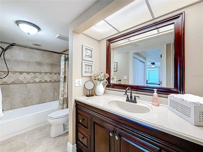 Image No.18-2 Bed Property for sale