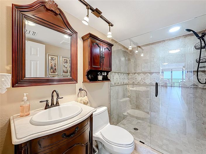 Image No.21-2 Bed Property for sale