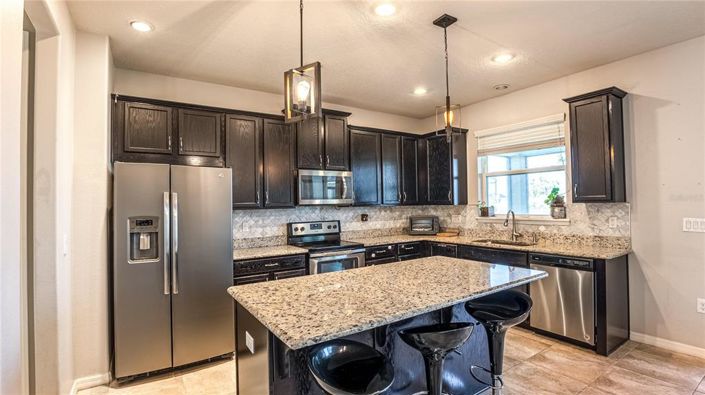 Image No.8-4 Bed Property for sale