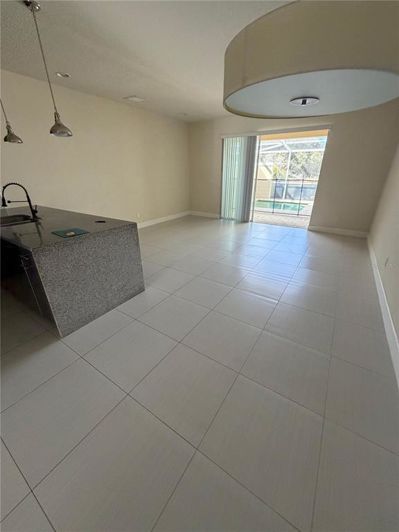 Image No.3-3 Bed Townhouse for sale