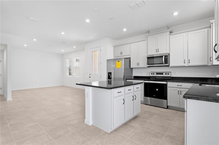 Image No.9-3 Bed Townhouse for sale