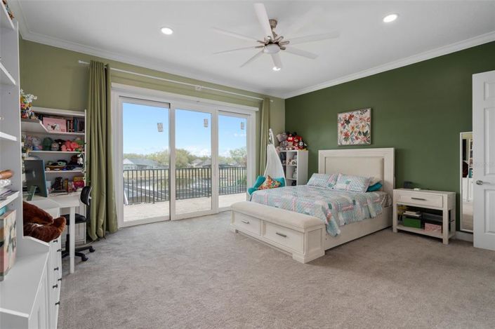 Image No.33-6 Bed Property for sale