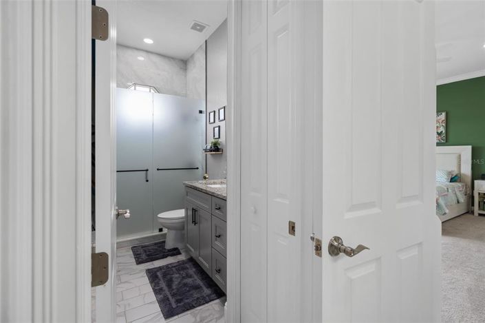 Image No.35-6 Bed Property for sale