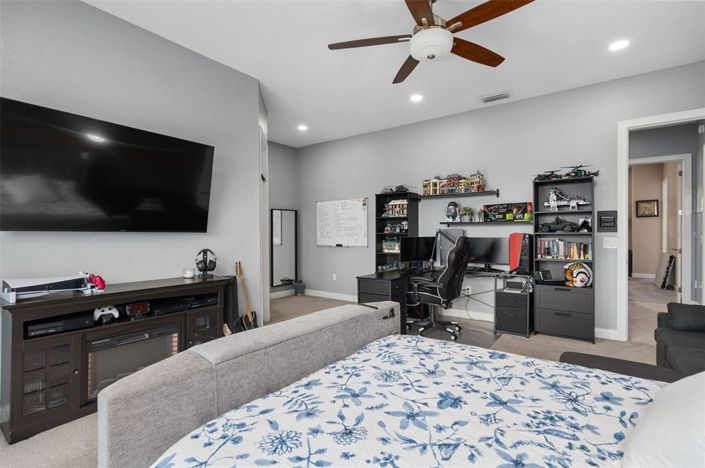 Image No.37-6 Bed Property for sale